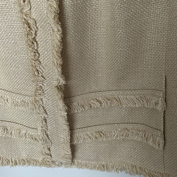 Linen blazer with fringe detail. - Picture 5 of 5